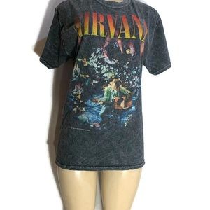 NIRVANA woman’s t-shirt 100% Cotton SZ  Small..!.